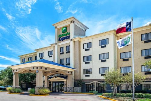 Fort Worth Hotel | Holiday Inn Express Hotel and Suites Fort Worth/I-20