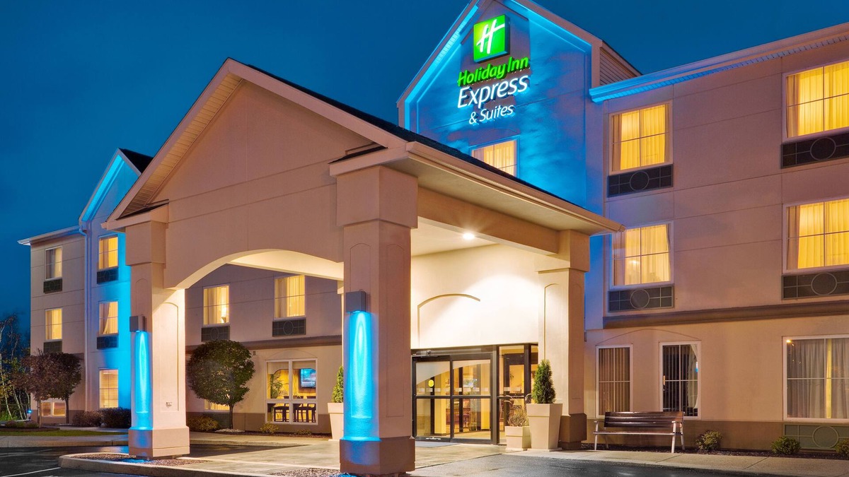 Frackville Hotel | Holiday Inn Express Hotel & Suites Frackville by IHG