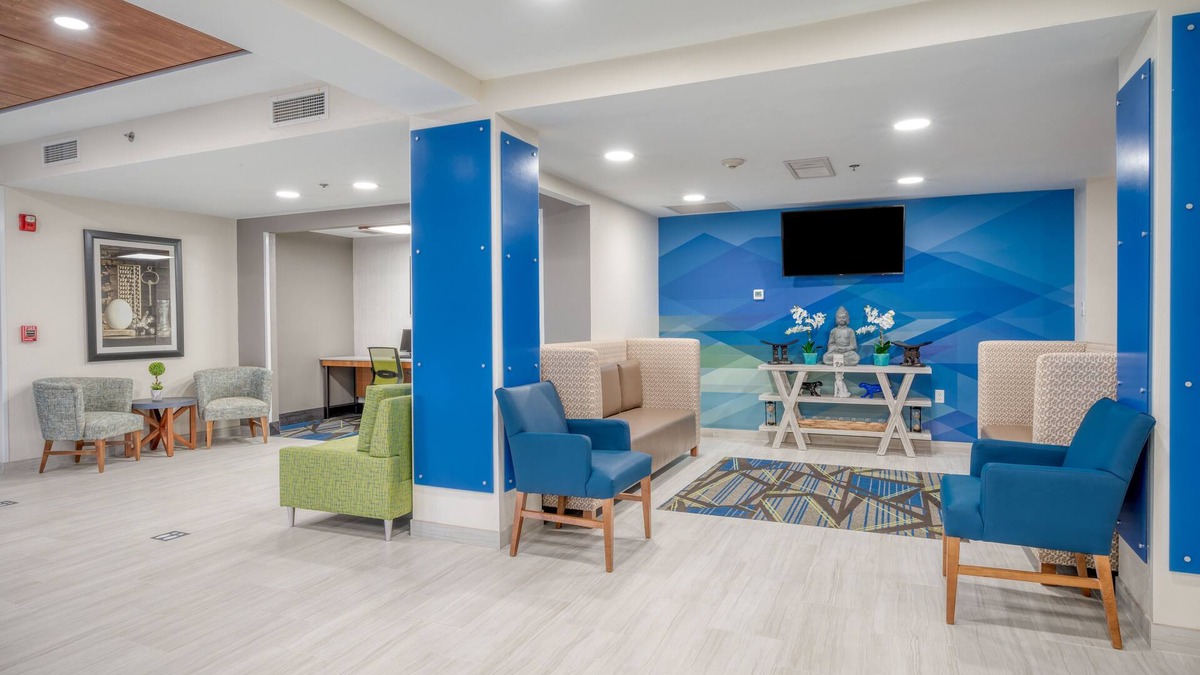 Greenville Hotel | Holiday Inn Express Hotel & Suites Greenville by IHG