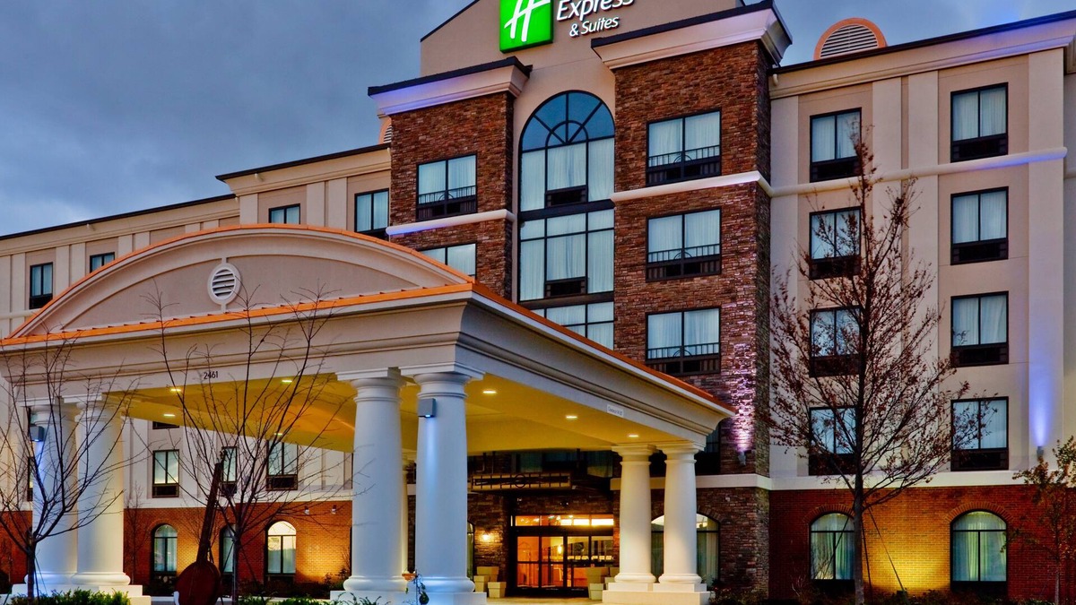 Pennington Bend Hotel | Holiday Inn Express Hotel and Suites Nashville-Opryland by IHG
