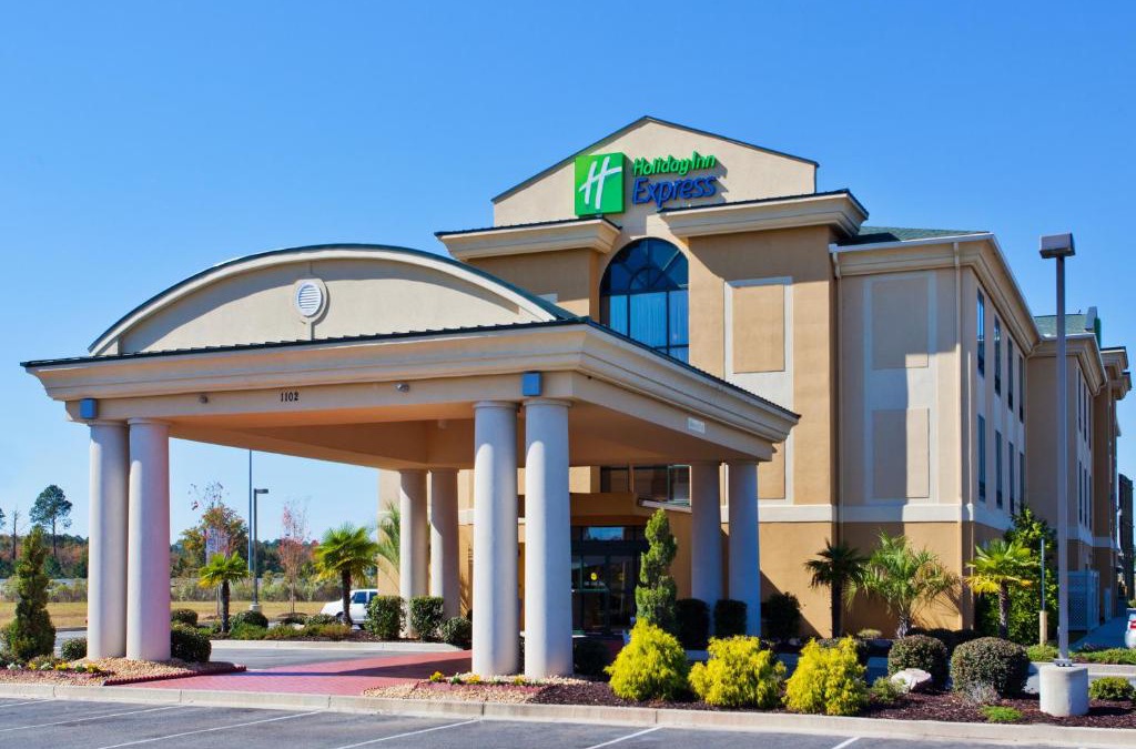 Cordele Hotel | Holiday Inn Express Hotel & Suites Cordele North by IHG