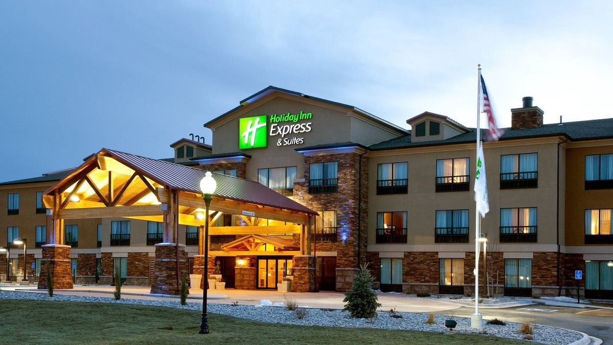 Lander Hotel | Holiday Inn Express Hotel & Suites Lander by IHG