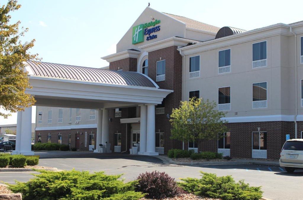 Sedalia Hotel | Holiday Inn Express Hotel & Suites Sedalia by IHG