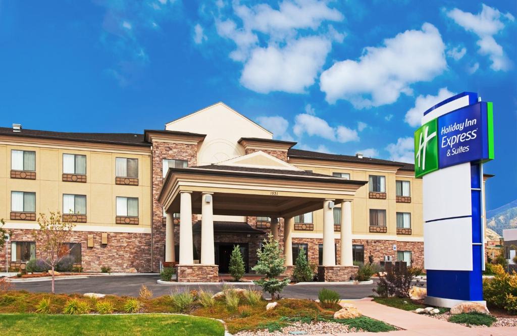 Tooele Hotel | Holiday Inn Express Hotel & Suites Tooele by IHG