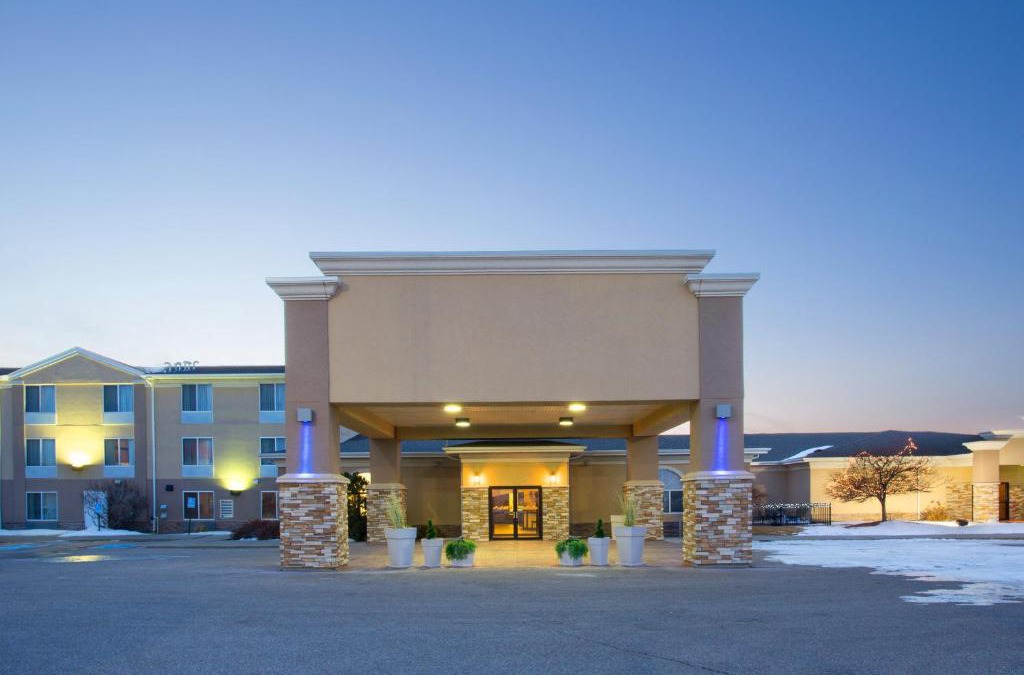 Lexington Hotel | Holiday Inn Express Hotel & Suites Lexington by IHG