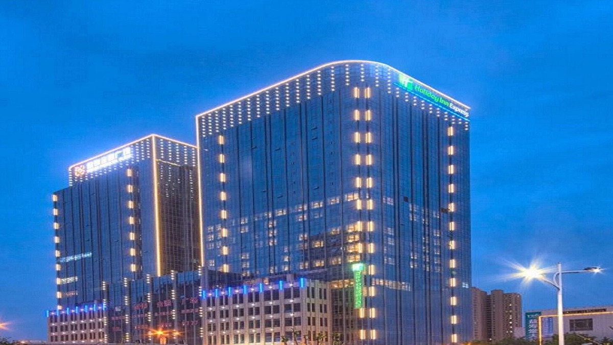 Panjin Hotel | Holiday Inn Express Panjin Downtown by IHG