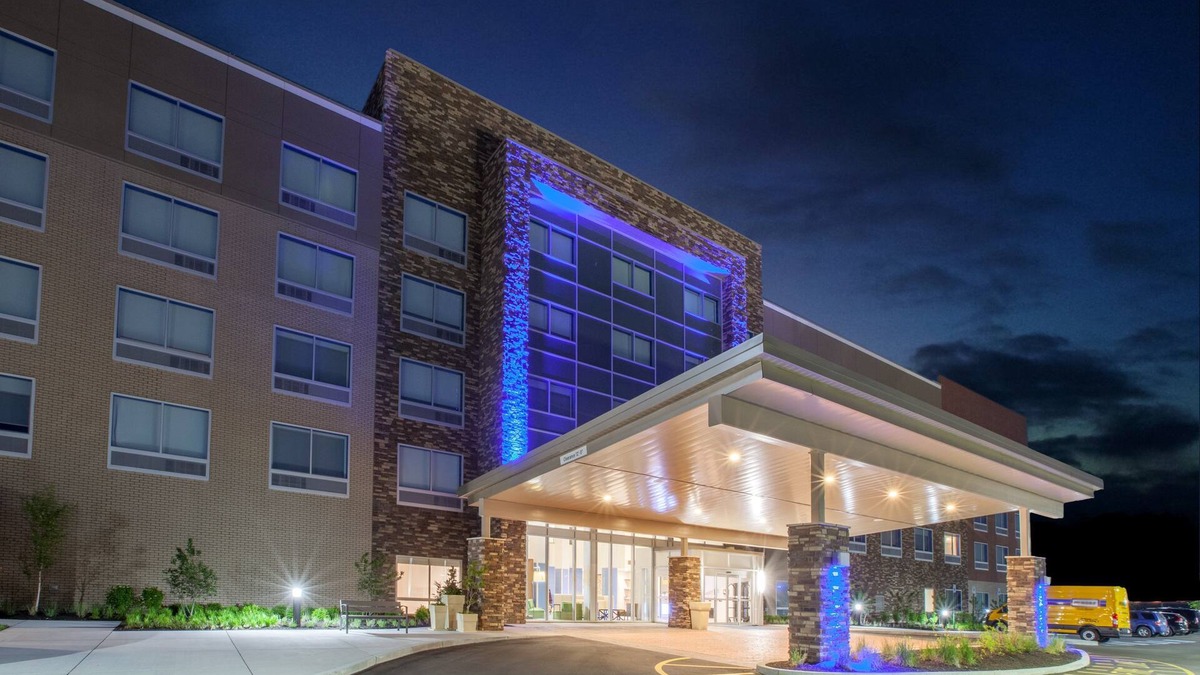 Noblesville Hotel | Holiday Inn Express & Suites Indianapolis NE - Noblesville by IHG
