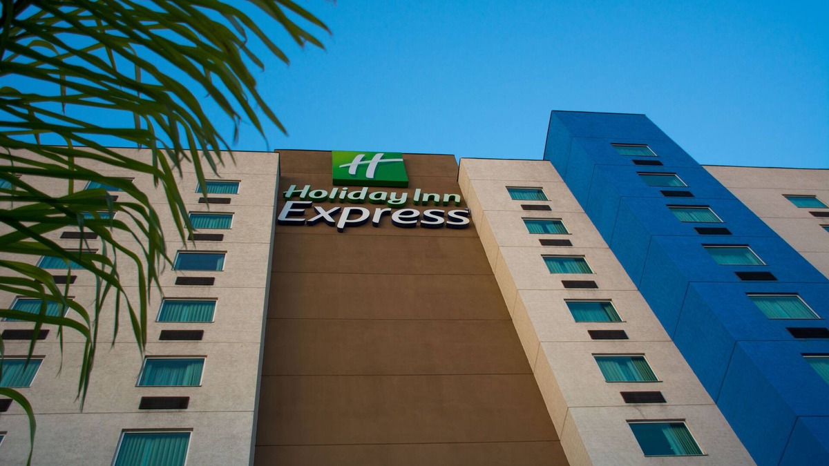 Saltillo Hotel | Holiday Inn Express Saltillo Zona Aeropuerto by IHG
