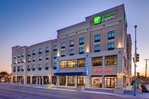 Rosedale Hotel | Holiday Inn Express & Suites - Kansas City KU Medical Center by IHG