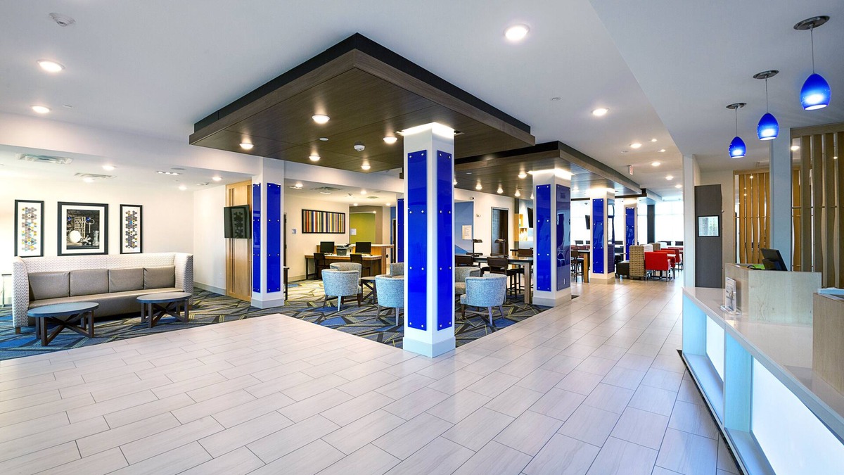 Wentzville Hotel | Holiday Inn Express & Suites Wentzville St Louis West by IHG