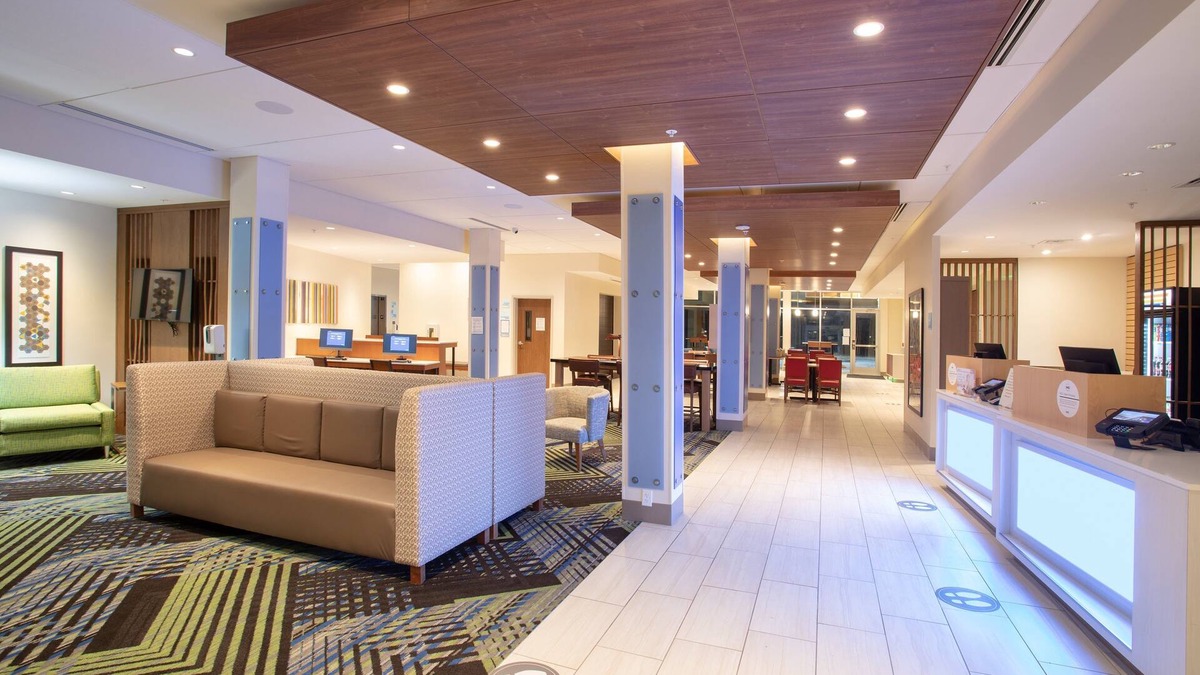 Goodland Hotel | Holiday Inn Express & Suites Goodland I 70 by IHG