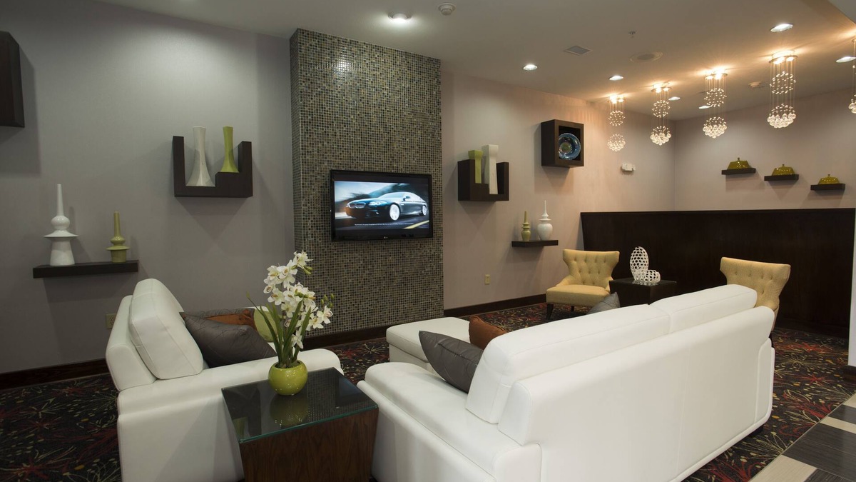 Morrilton Hotel | Holiday Inn Express & Suites Morrilton by IHG