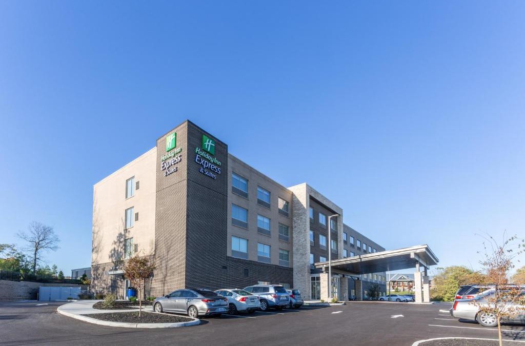 Florence Hotel | Holiday Inn Express & Suites - Florence - Cincinnati Airport by IHG