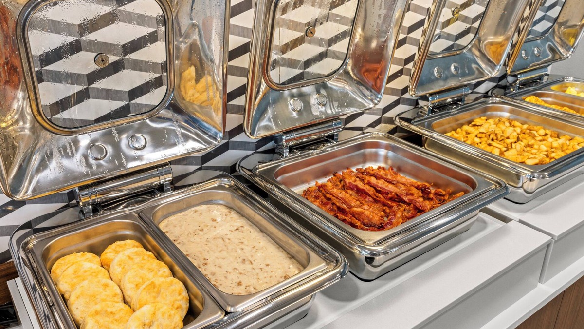 Maryvale Hotel | Holiday Inn Express & Suites Phoenix West Tolleson by IHG