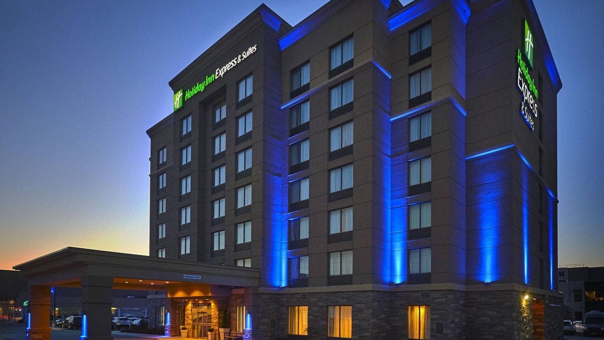 Timmins Hotel | Holiday Inn Express & Suites Timmins by IHG