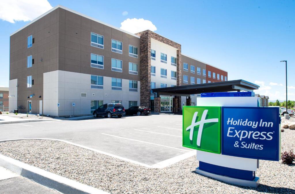 Elko Hotel | Holiday Inn Express & Suites - Elko by IHG