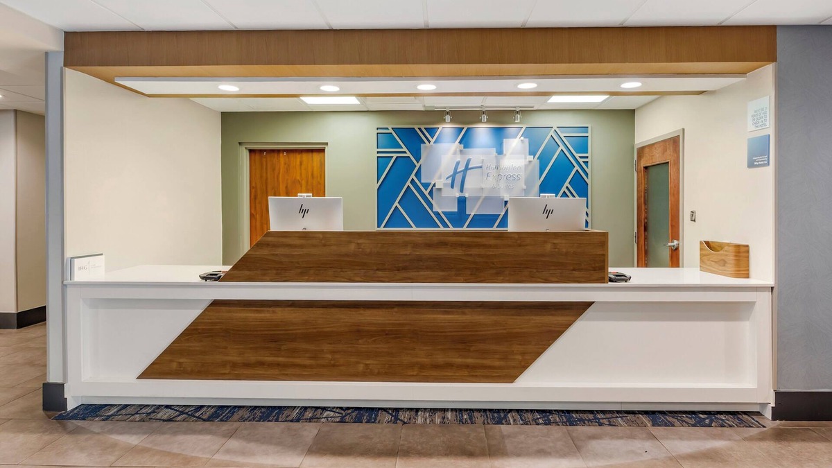 Antioch Hotel | Holiday Inn Express & Suites Nashville Southeast - Antioch by IHG