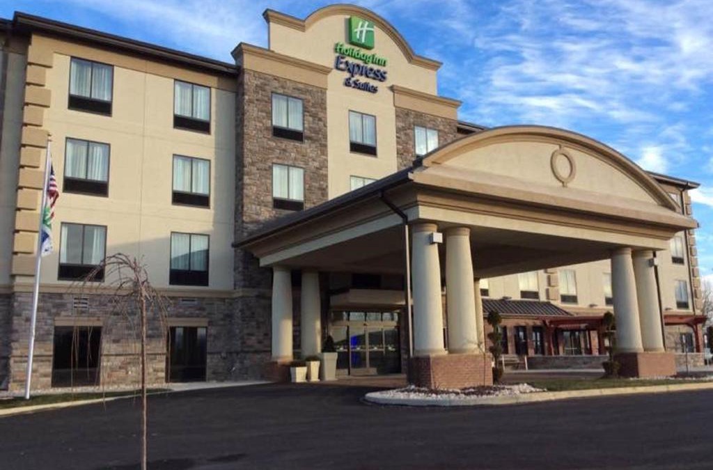 Homeacre-Lyndora Hotel | Holiday Inn Express & Suites Butler by IHG