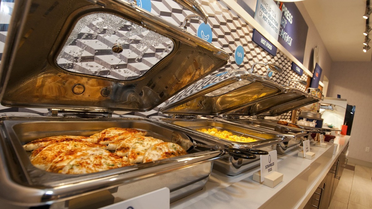 Tire Hill Hotel | Holiday Inn Express & Suites Johnstown by IHG