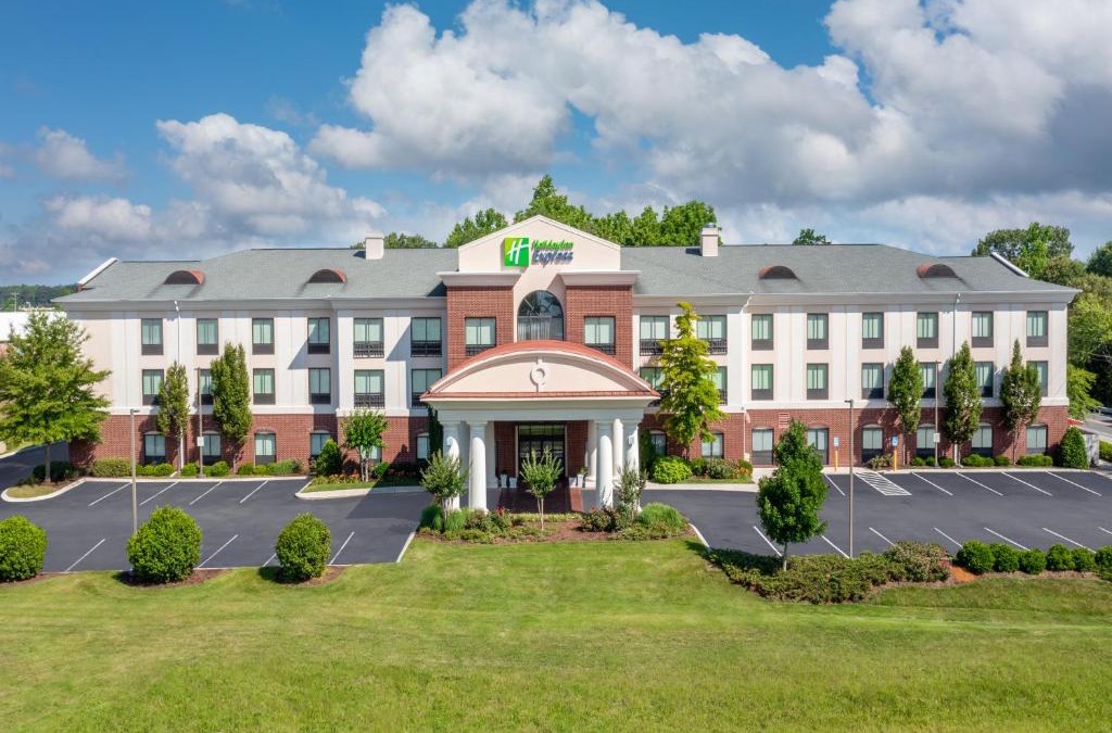 Tullahoma Hotel | Holiday Inn Express - Tullahoma by IHG