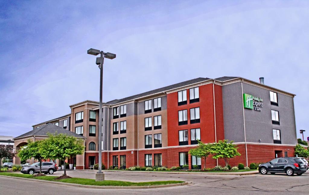Cape Girardeau Hotel | Holiday Inn Express Hotel & Suites Cape Girardeau I-55 by IHG