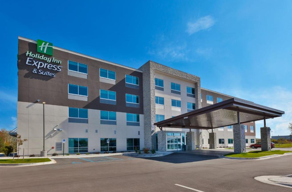 Cedar Springs Hotel | Holiday Inn Express & Suites - Cedar Springs - Grand Rapids N by IHG