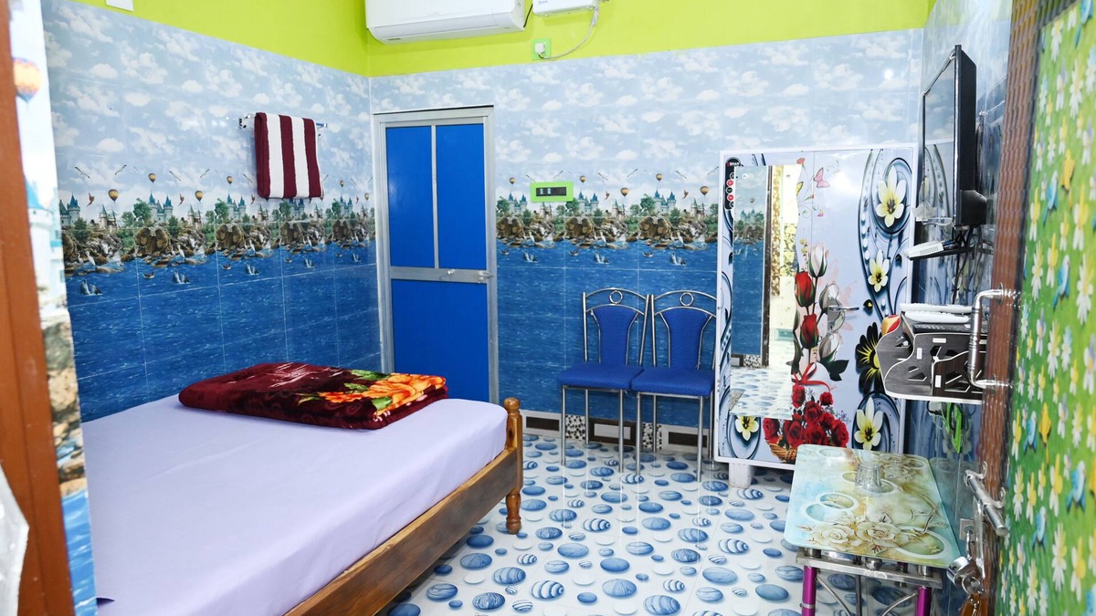 Konark Hotel | HOLIDAY INN