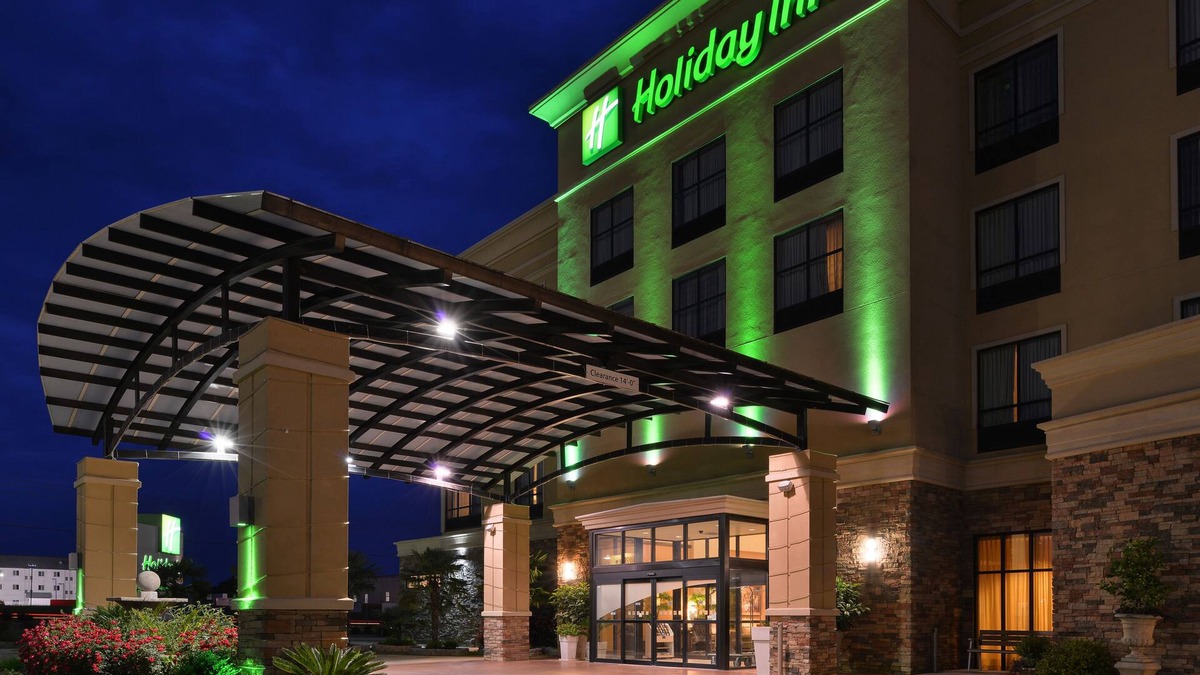 Montgomery Hotel | Holiday Inn Montgomery Airport South by IHG