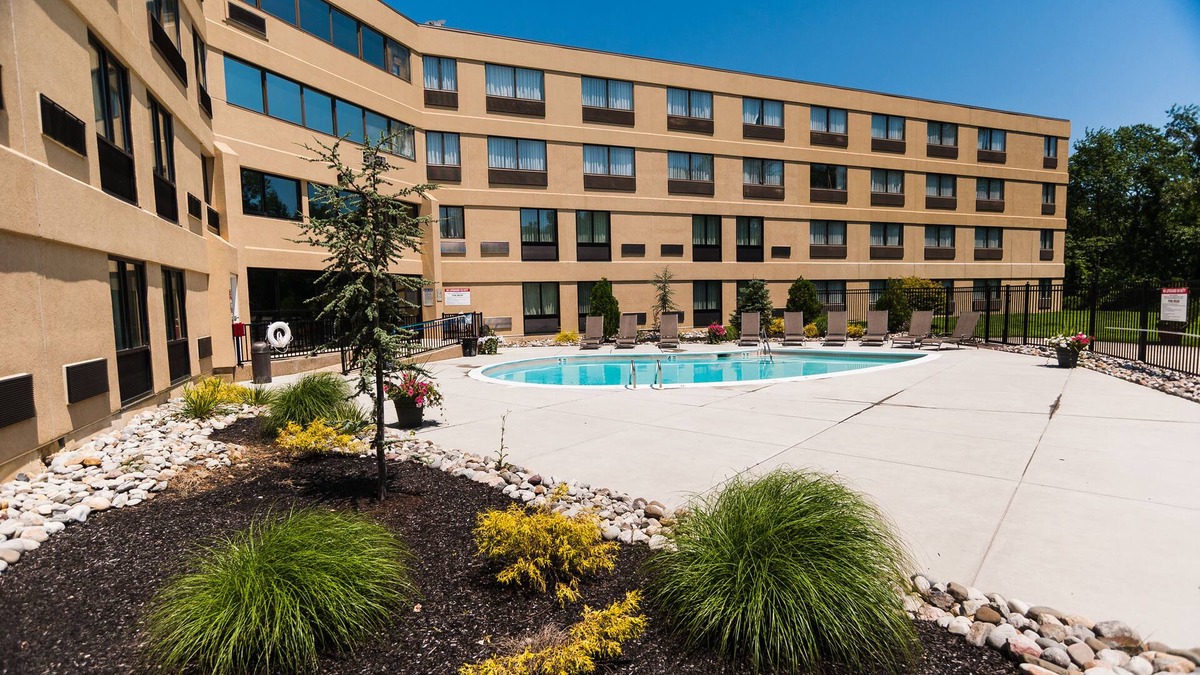 Swedesboro Hotel | Holiday Inn Philadelphia South - Swedesboro by IHG