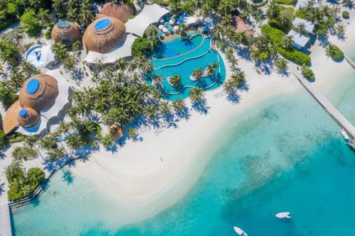 Kandooma Resort | Holiday Inn Resort Kandooma Maldives - Kids Stay & Eat Free and DIVE FREE for Certified Divers for a minimum 3 nights stay