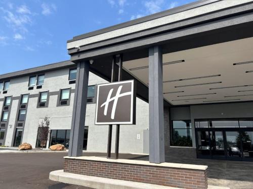 Sunset Hills Hotel | Holiday Inn St Louis SW - Route 66 by IHG