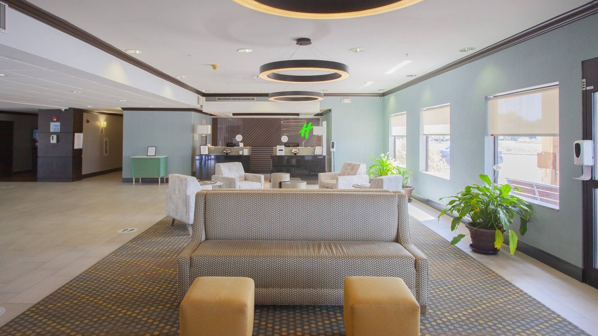 Spring Hotel | Holiday Inn & Suites Spring- The Woodlands Area by IHG