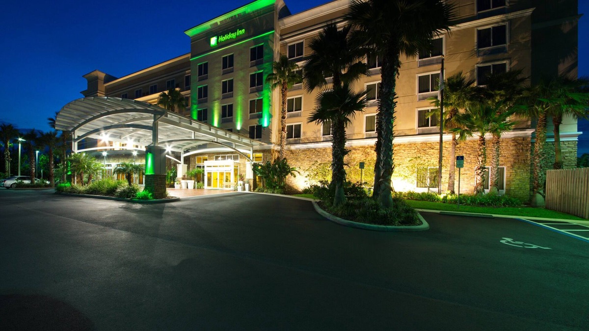 Titusville Hotel | Holiday Inn Titusville-Kennedy Space Center by IHG