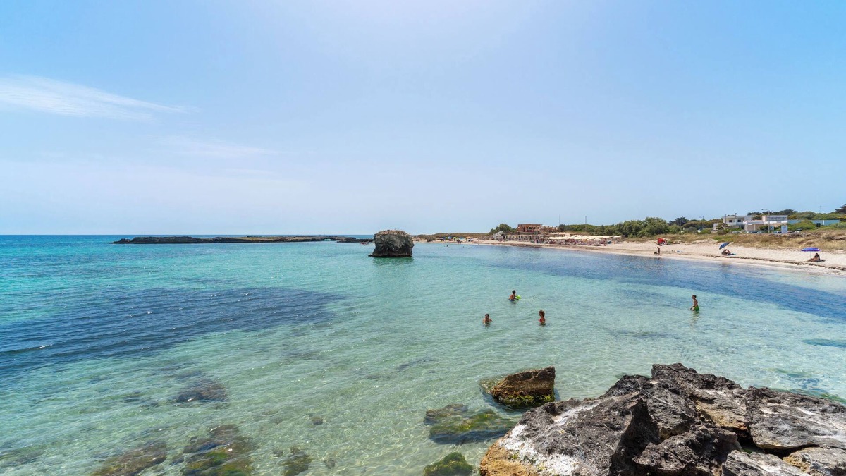 Torre Specchia Ruggeri Apartment | Holiday Apartment "Monolocale Amare 2" close to the Beach with Garden