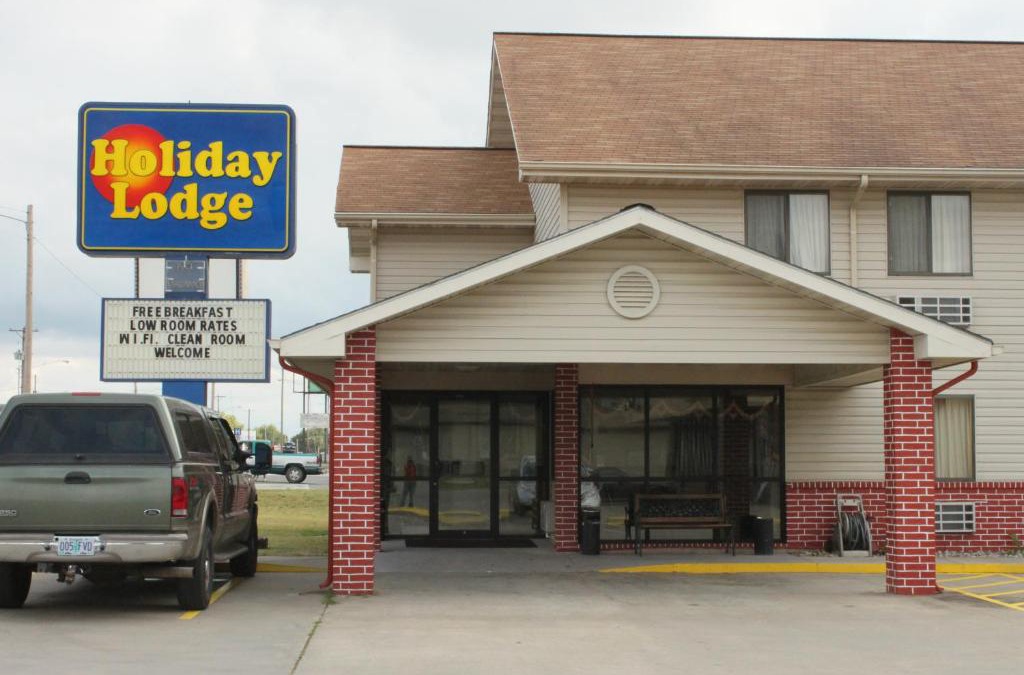 Pittsburg Hotel | Holiday Lodge