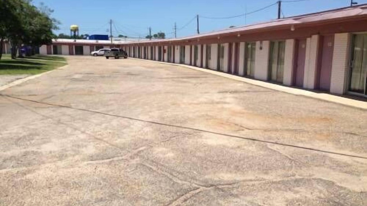 Springhill Hotel | Holiday Motel