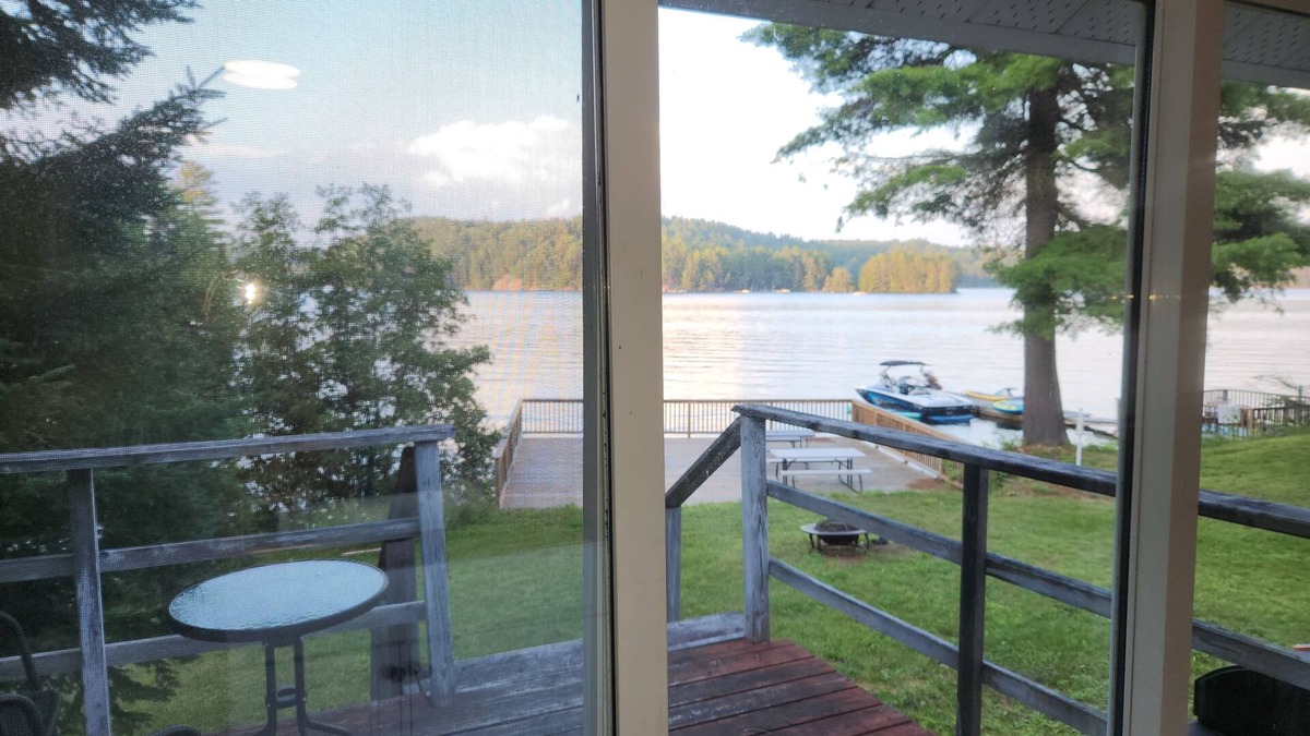 Dysart et al Cottage | Holiday on beautiful Haliburton Lake!