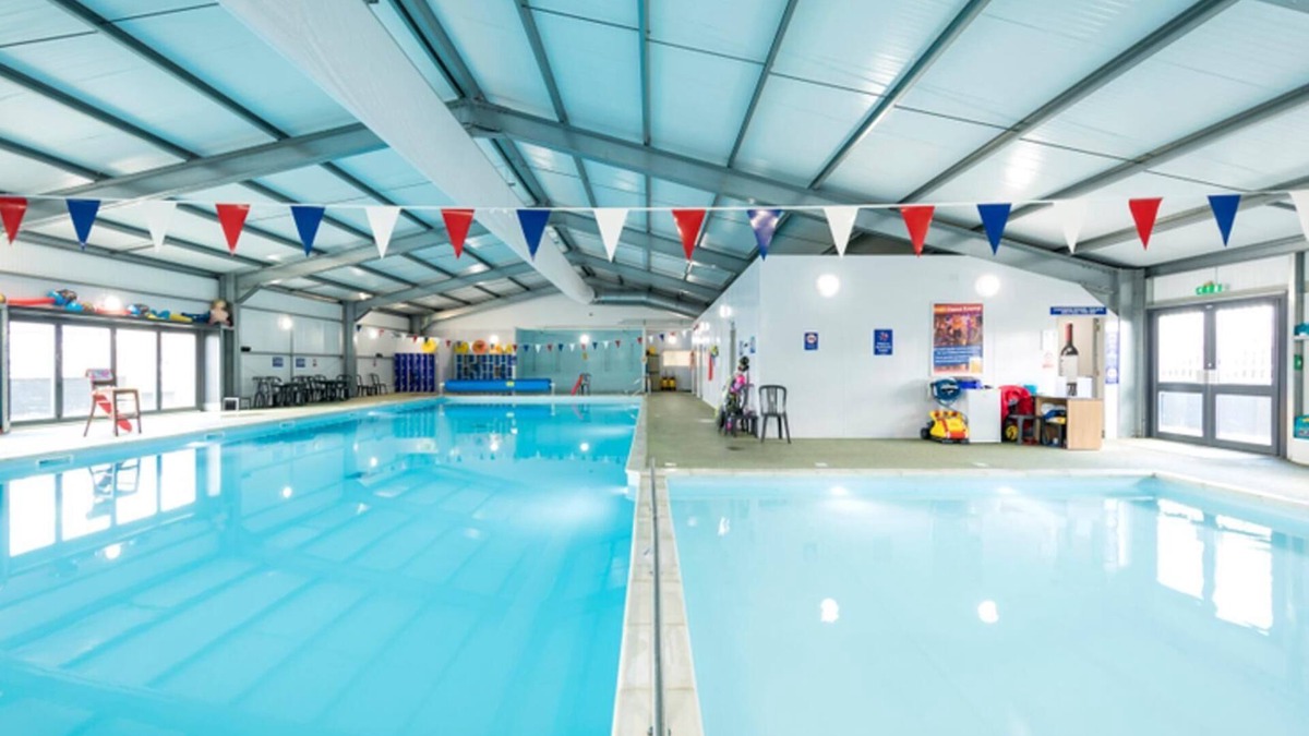 Leysdown-on-Sea House | Holiday Park Caravan Fluffy in Harts Holiday Park
