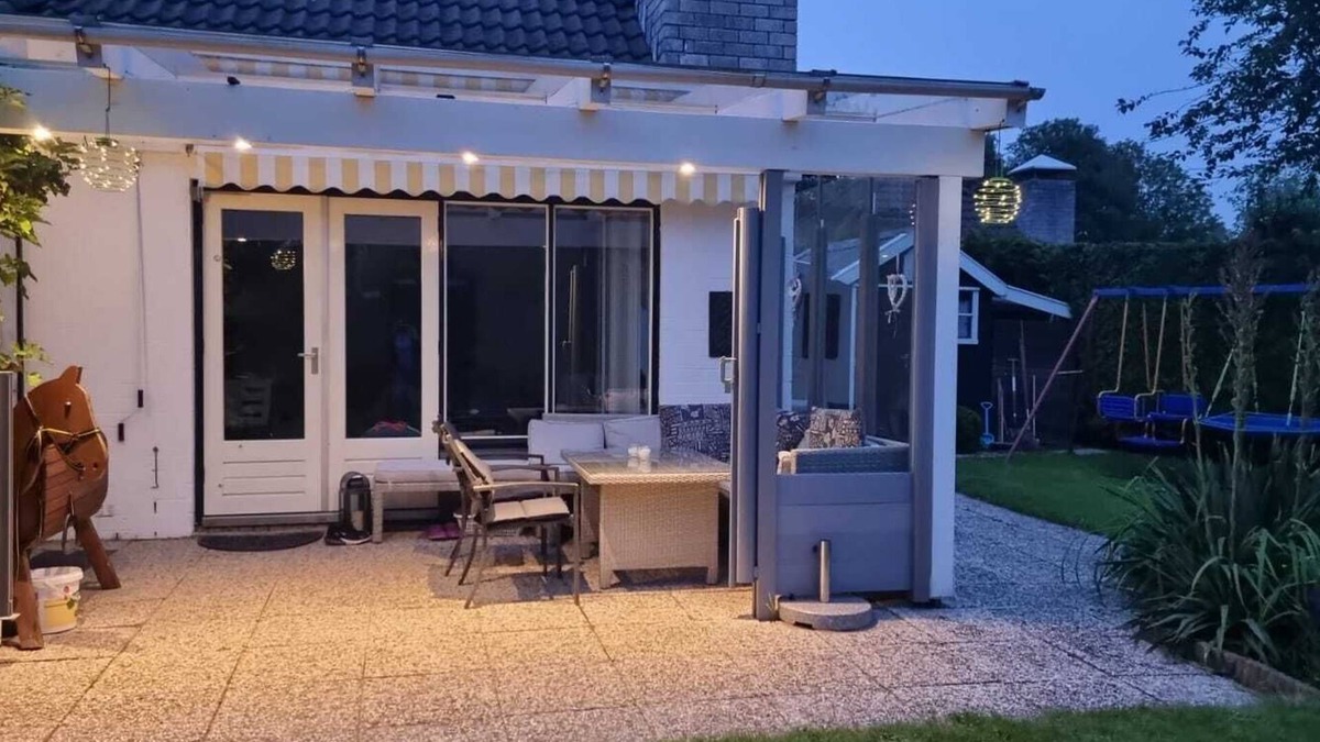 Dirkshorn House | Holiday park, sea, Glasüberd.Terrace, internet, golfpl. Outdoor pool, bathing lake, lake