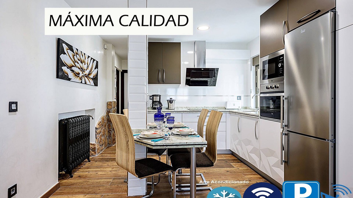Centro Apartment | Holiday Rental Salamanca 4pax WIFI and PARKING/OFFERS end of season