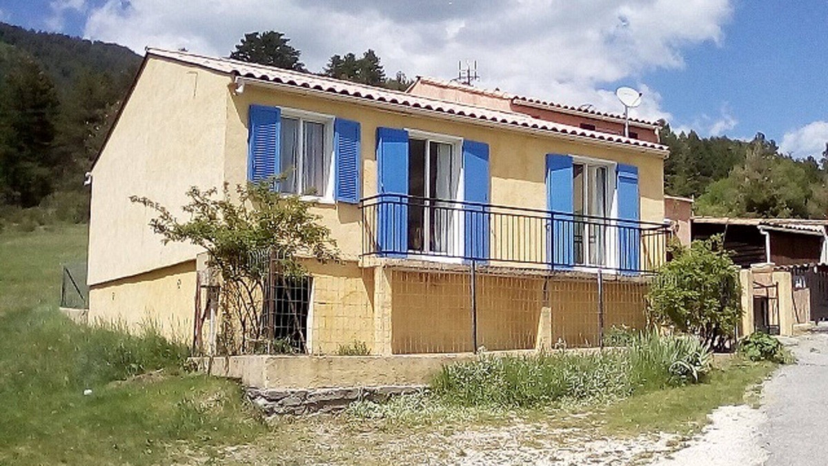 La Mure Argens Villa | Holiday rental terrace near the lake with all comfort