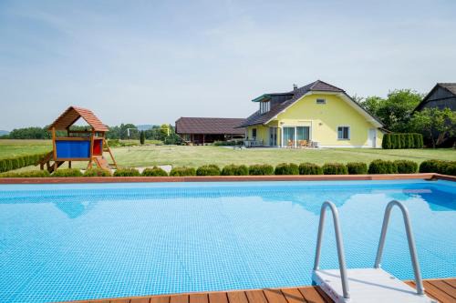 Metlika Villa | Holiday Residence Ana