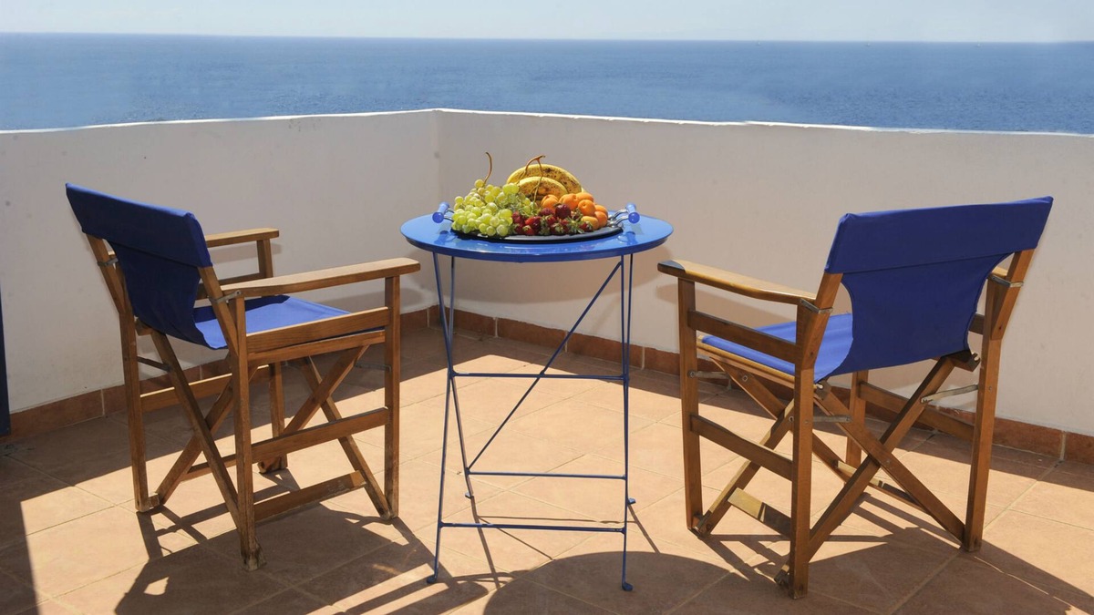 Megas Gialos Villa | Holiday Resort In Syros, Cyclades