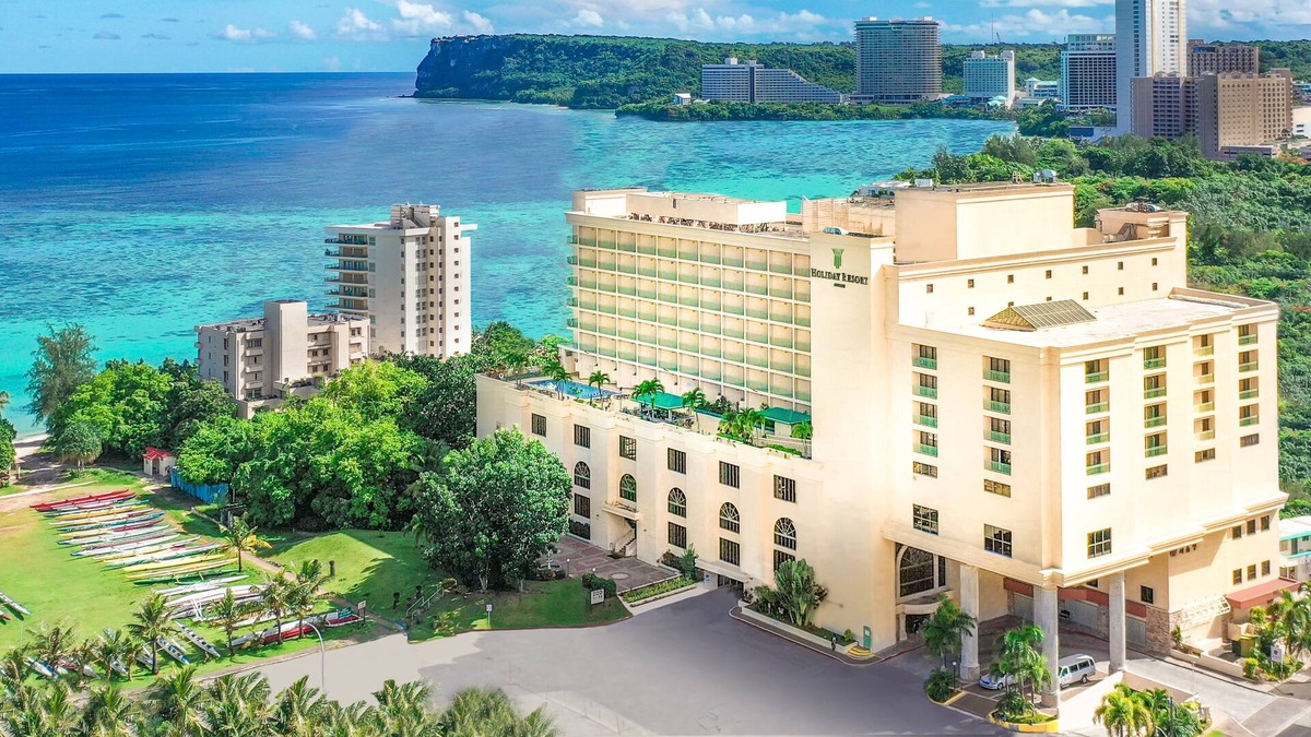 Tumon Hotel | Holiday Resort & Spa Guam