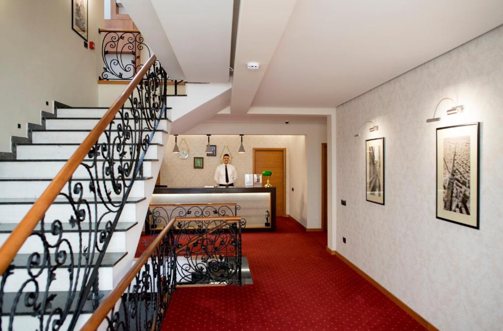 Sllatina e Madhe Hotel | Holiday Resort