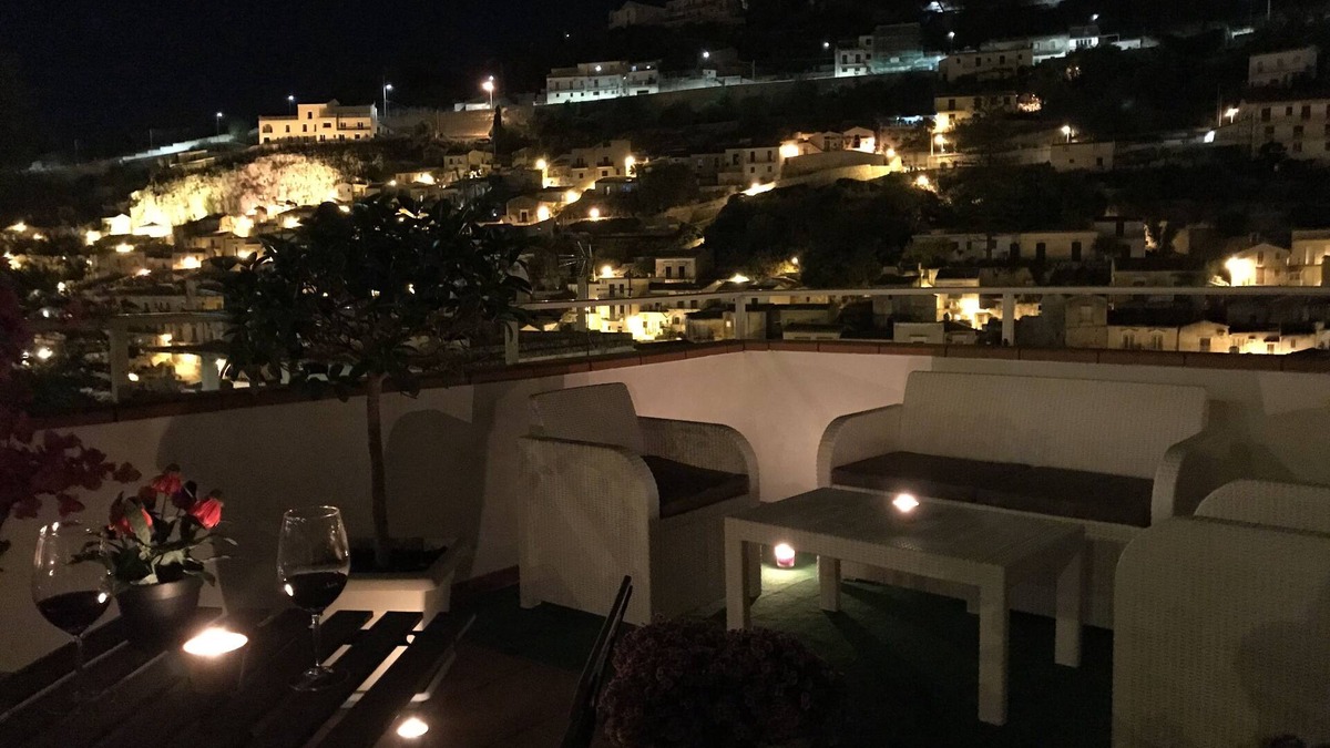Modica House | Holiday Rooms