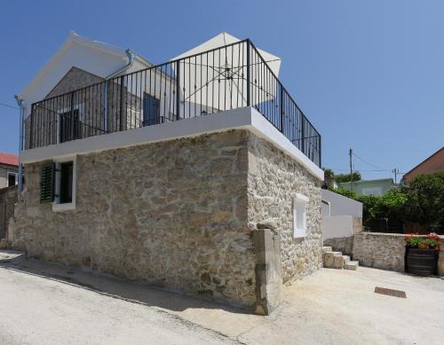 Rtina Apartment | Holiday Stone House - Fumarea