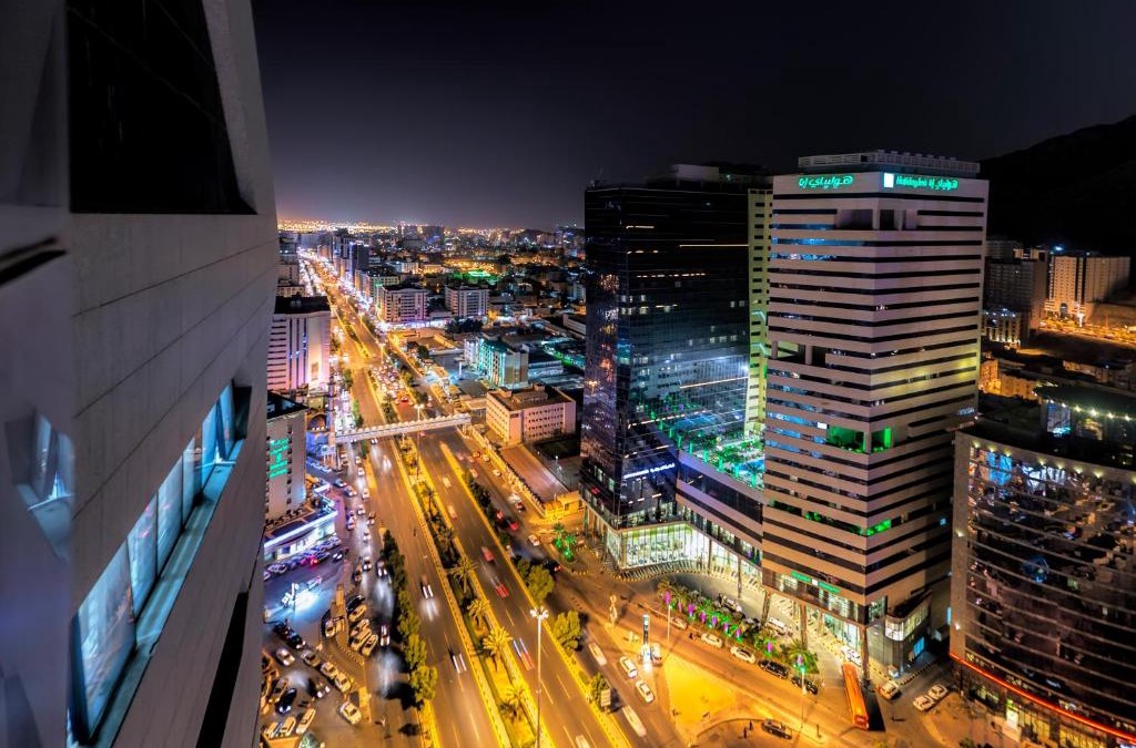 Al Aziziyah Hotel | Holiday Suites Al Azizia