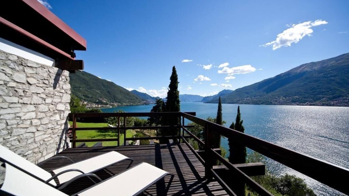 Olgiasca Villa | holiday vacation large villa rental italy, lake district, lake como, pool, view, large villa to rent italy, lake distric