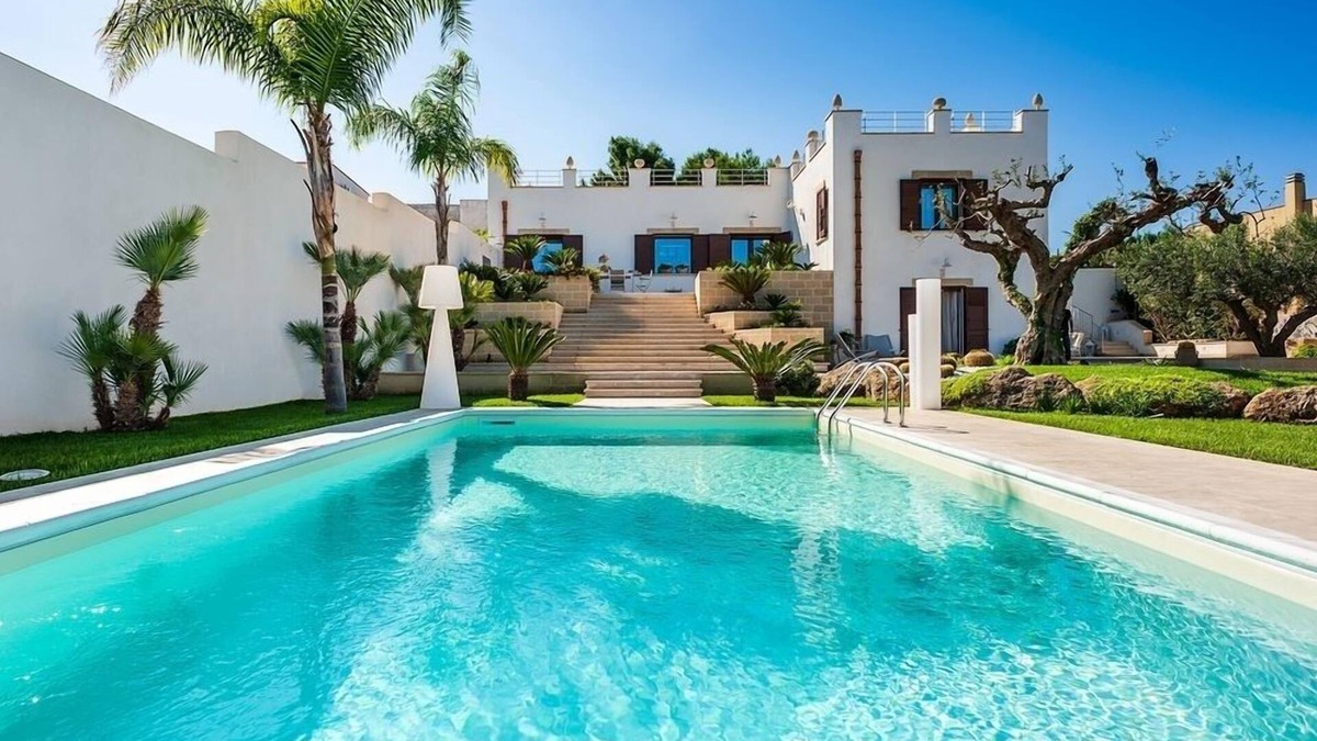 Marausa Villa | holiday vacation villa rental italy, sicily, trapani, seaside, near beach, pool, wi-fi, air conditioning, view, short te